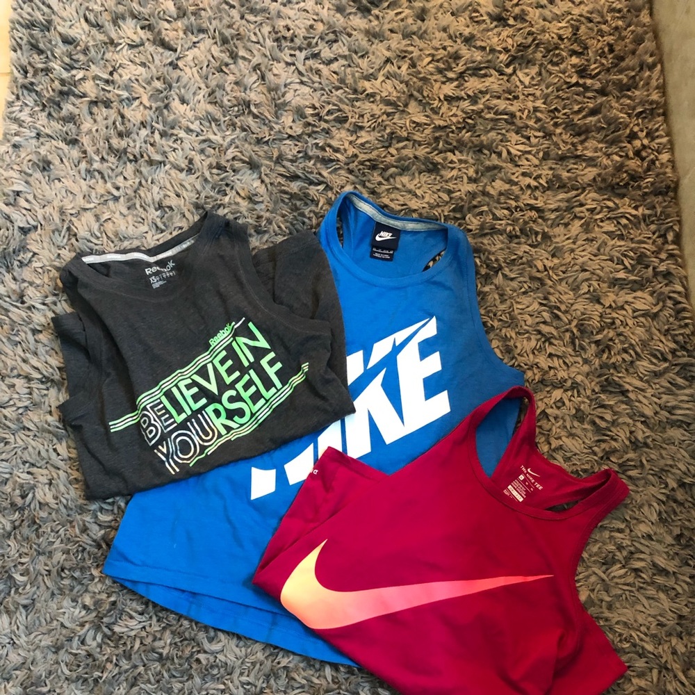 Nike and Reebok tank top bundle size XS-S